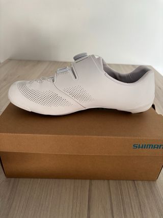 Zapatillas Shimano RC7 blancas Talla 42 nuevas