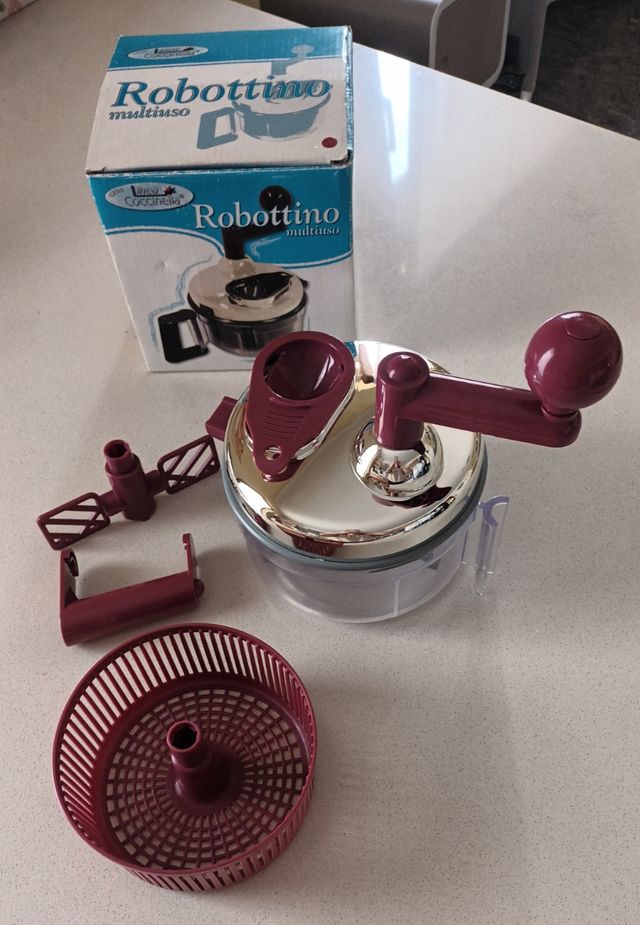 Robottino Multiuso - Tritatutto Manuale