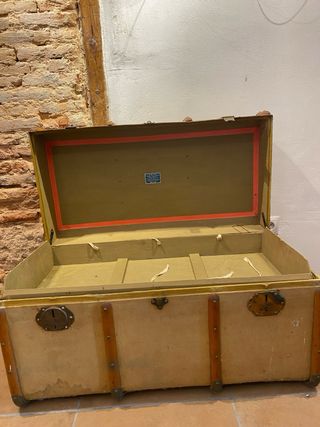 Baúl antiguo (1900-1930) España