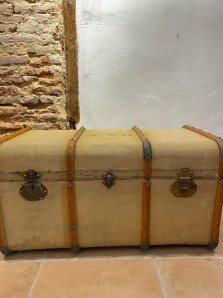 Baúl antiguo (1900-1930) España