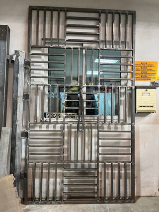 Separador ambiente metal