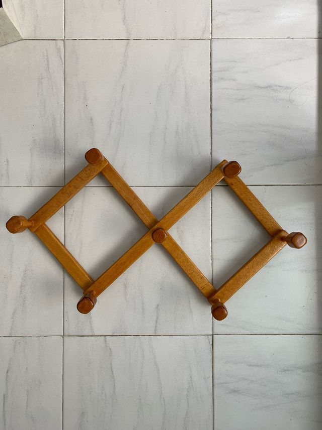 Perchero de pared madera