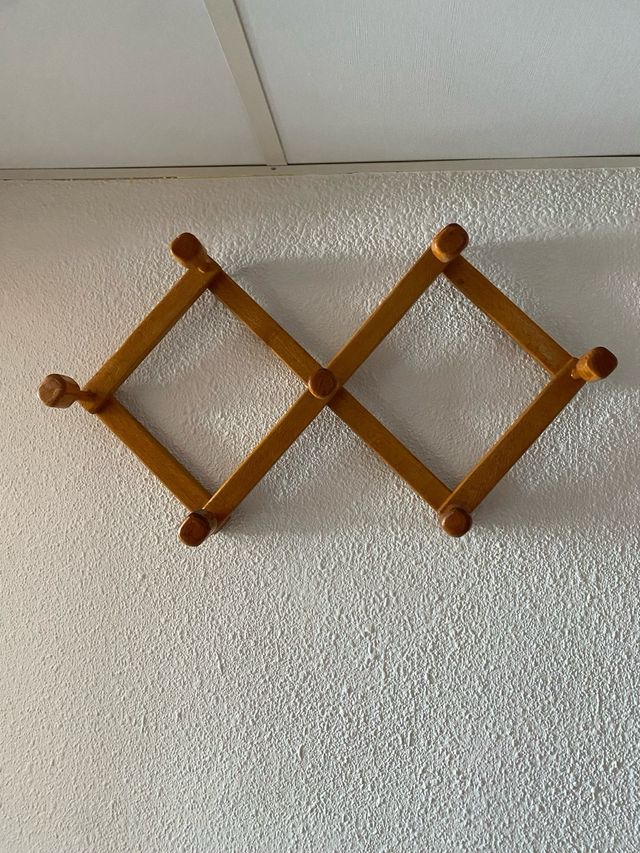 Perchero de pared madera