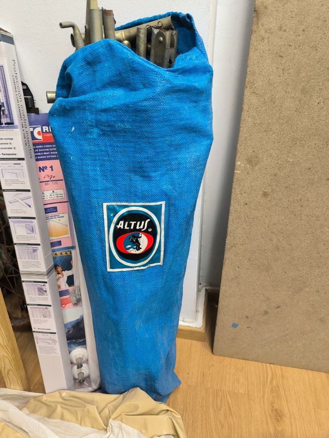 Tienda campaña Altus California