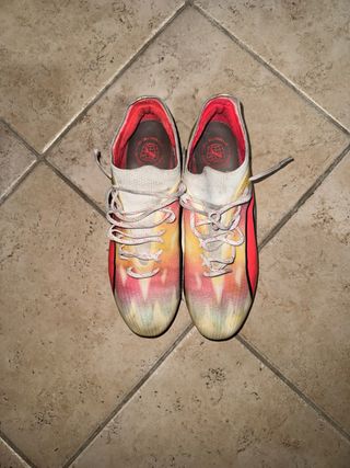 Puma Ultra Ultimate FG/AG colorazione di lancio