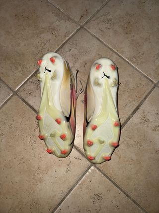 Puma Ultra Ultimate FG/AG colorazione di lancio