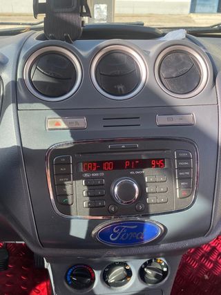 Ford Transit Connect 2010