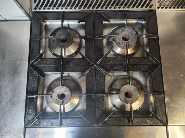 Conjunto Cocina industrial Fagor 4 fuegos