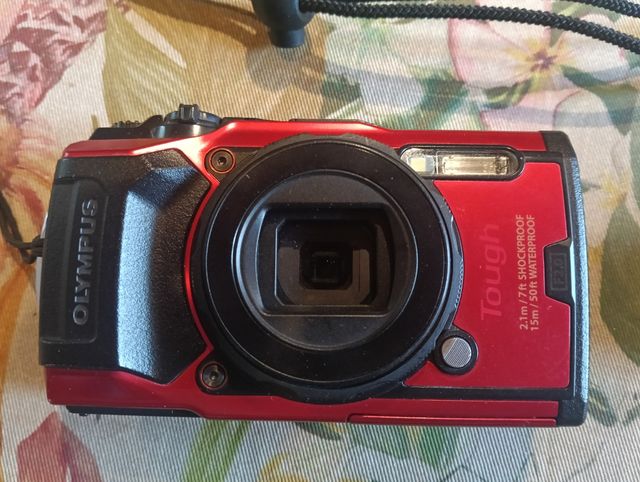 Cámara olympus Tg5 Carcasa Pt-058 Foco buceo Subaq