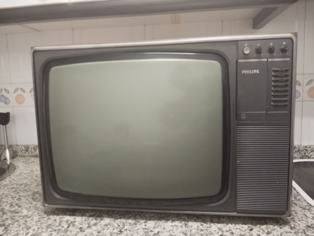 Televisión Philips vintage