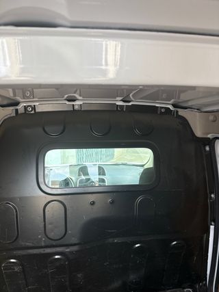 Kangoo ZE con 40.000km del 2021
