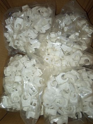 Clips PVC 16/18mm - 50uds