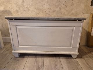 Baúl madera blanco-gris IKEA