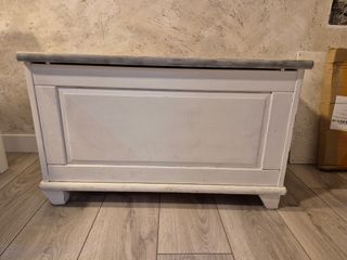 Baúl madera blanco-gris IKEA