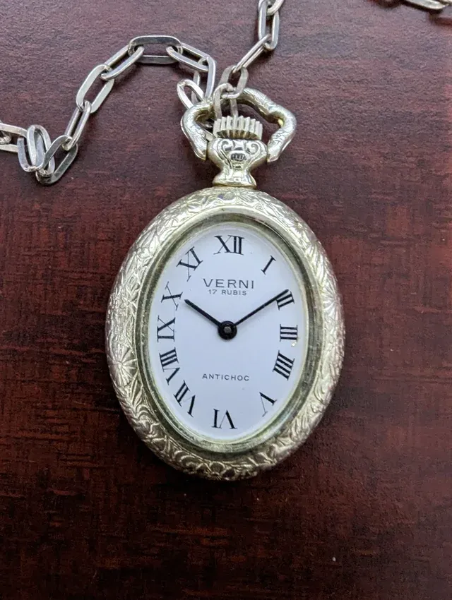Reloj Bolsillo Verni vintage de plata