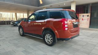 MAHINDRA XUV500 FWD 4X2 W8 7 plazas