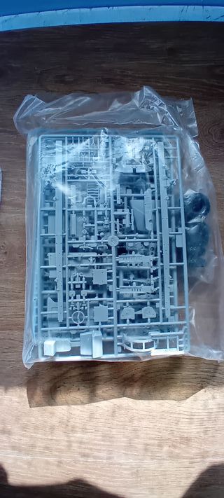 Modellino ICM 35322 DDR Ural 4320