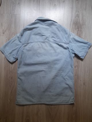 Camisa vaquera azul claro de El Corte Inglés