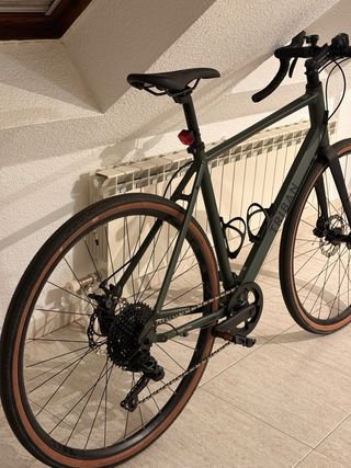 Bicicleta Triban GRVL 120