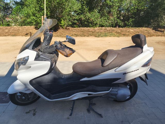 Suzuki Burgman 400 ABS