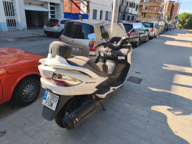 Suzuki Burgman 400 ABS