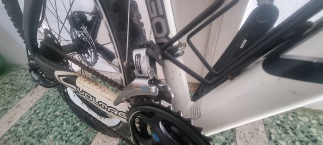 Bicicleta Scott Voltage YZ0 recién revisada 