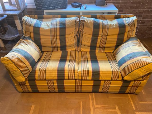 Poltrona letto a righe verdi e gialle usati per 48 EUR su Leganés