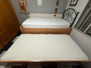 Cama nido con cajones. Colchones incluidos.