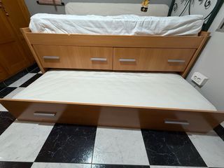 Cama nido con cajones. Colchones incluidos.