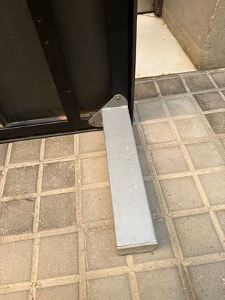 Mesa jardín 117x38cm - Negra/Gris