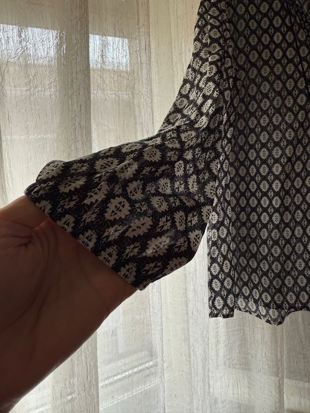 Blusa negra y blanca T48 (4XL)