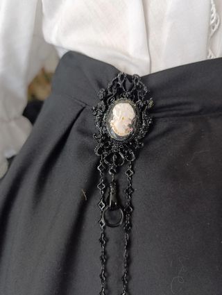 Spilla per abito d'epoca