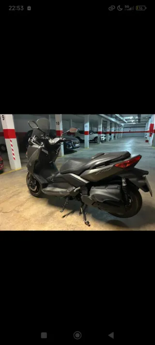 Yamaha XMAX 400 ABS - 13000km 04/2015