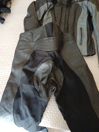 Conjunto moto cuero Figo mujer