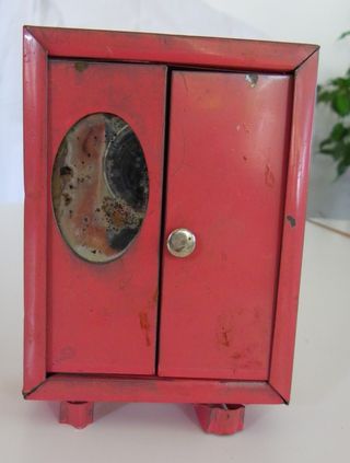 Mini Armario Hojalata Vintage rosa con espejo