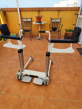 Silla WC eléctrica Moovy