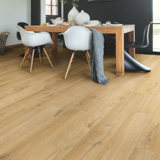 Instalación suelos laminados y PVC