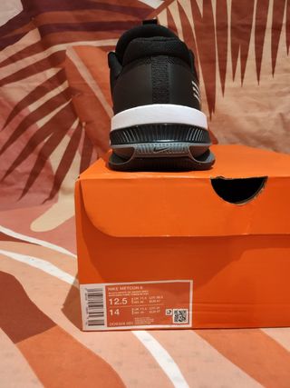 Zapatillas Nike Metcon 8 Hombre Negro/ Blanco