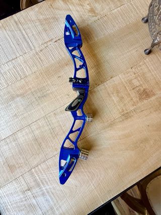 Arco Kinetic Sovren CNC, palas Uukha Monoliticas