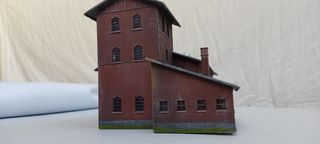 Maqueta de cochera H0