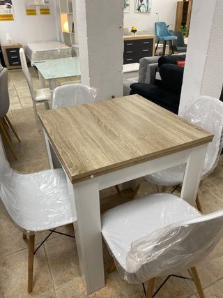 MESA DE COMEDOR EXTENSIBLE + 4 SILLAS NUEVO 