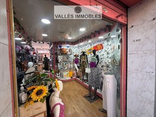 Local comercial en venta en Artigas - Llefià en Badalona