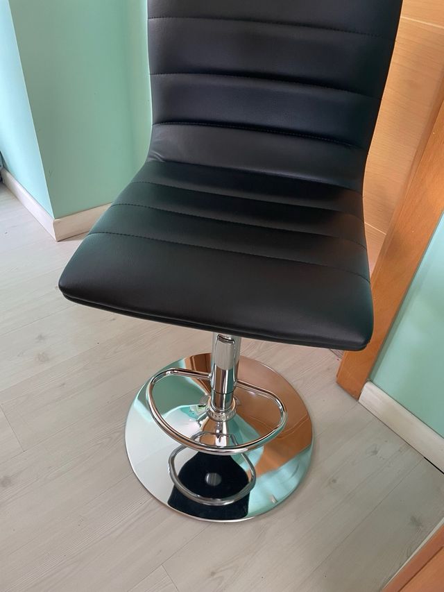 Taburete piel sintética, metal, girarorio