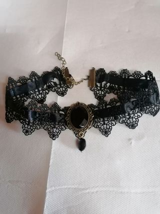Collar gargantilla negro encaje