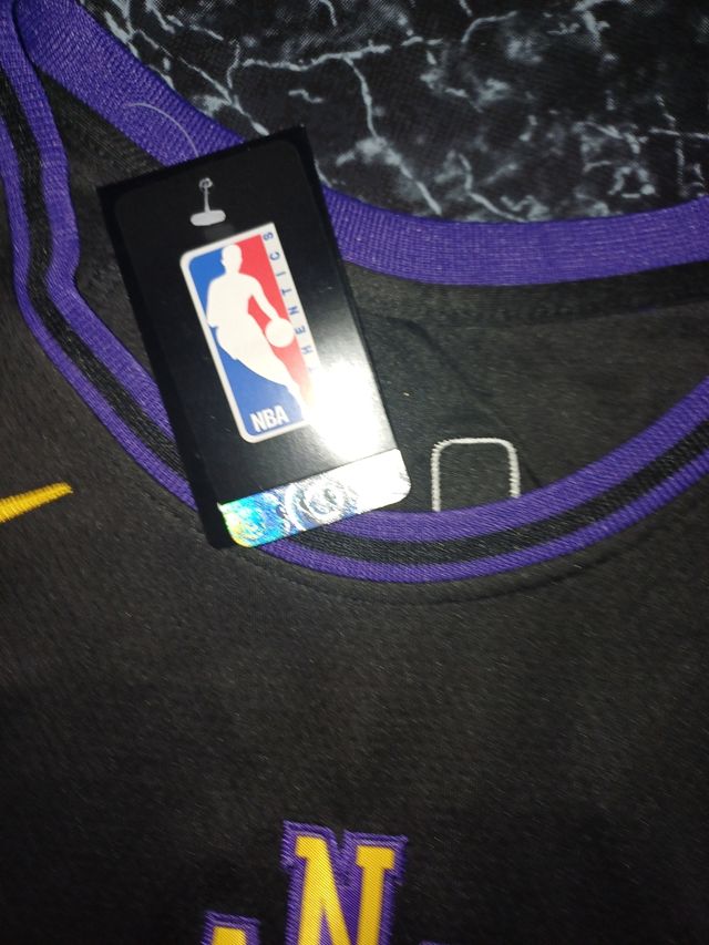 Camiseta Lakers Negra Talla 44