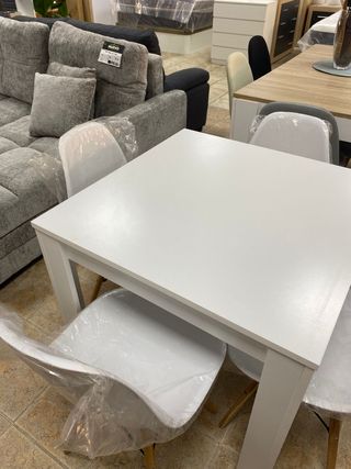 MESA DE COMEDOR FIJA + 4 SILLAS NUEVO 