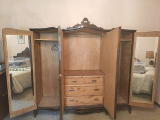 Dormitorio completo madera tallada, casi 100 años