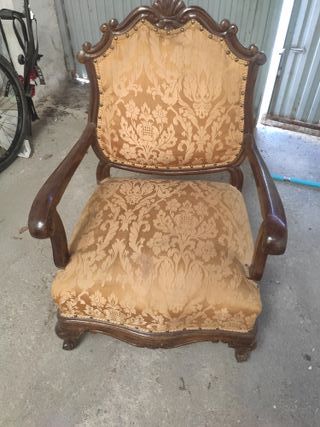 Dormitorio completo madera tallada, casi 100 años