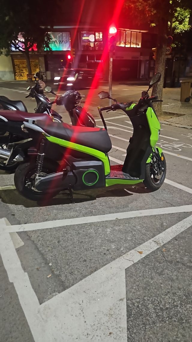 Scooter eléctrico SILENCE S01