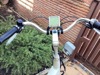 Bicicleta eléctrica paseo mujer Batavus 